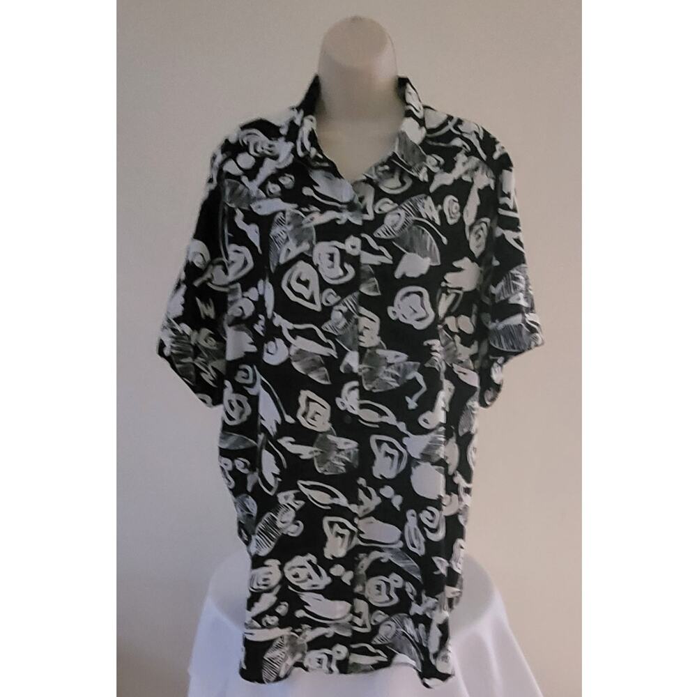 LADY SHAPELY Floral print Button-front Black & White Tunic Blouse/Shirt--Sz 24W